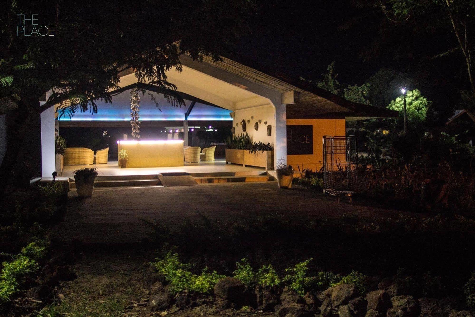 The Place Resort At Tokeh Beach フリータウン エクステリア 写真