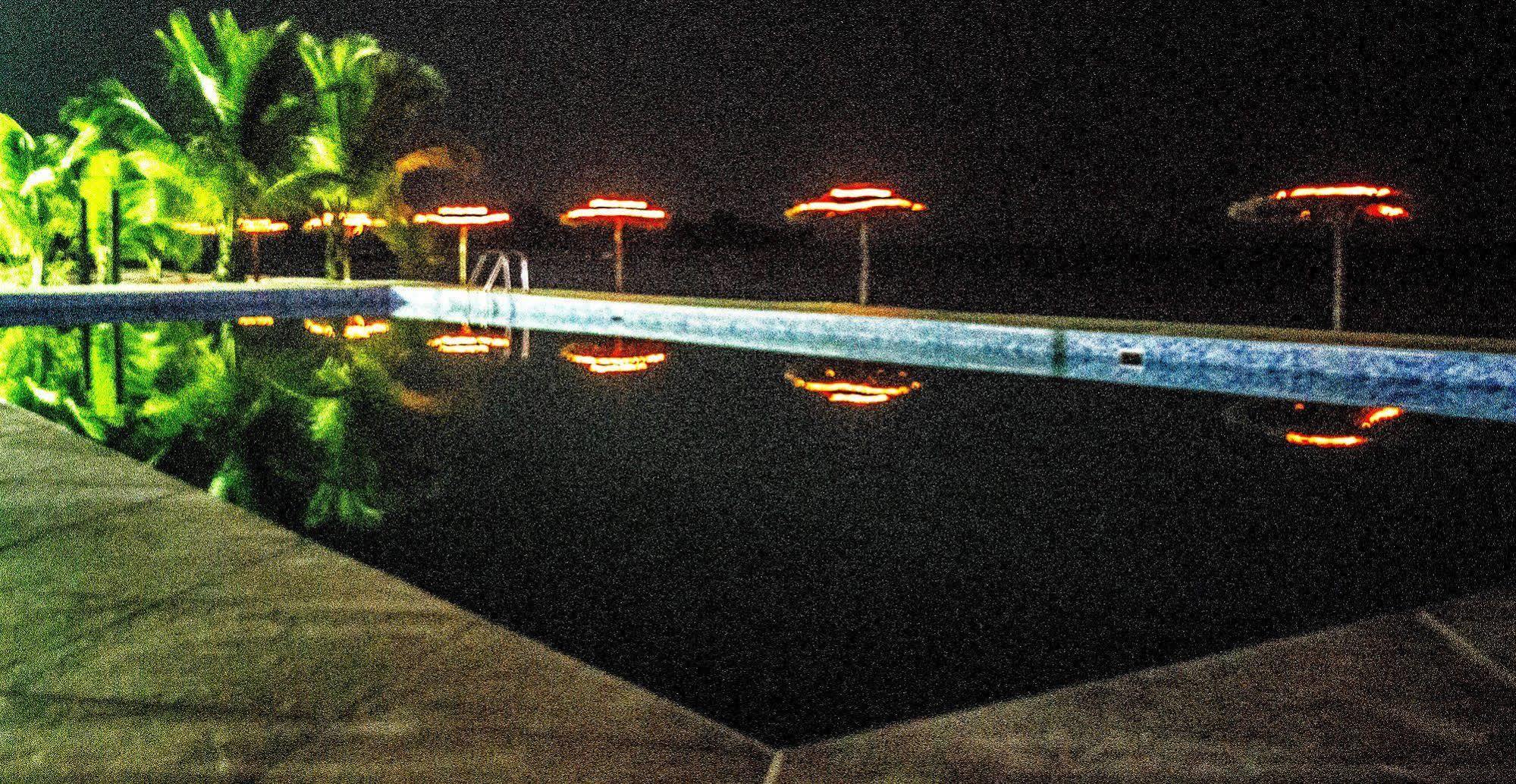 The Place Resort At Tokeh Beach フリータウン エクステリア 写真
